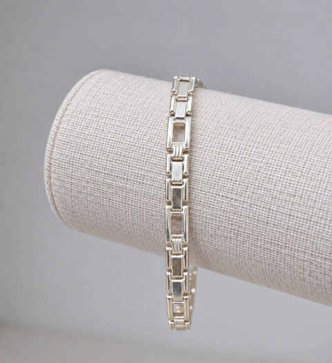 Pulsera plata Kai